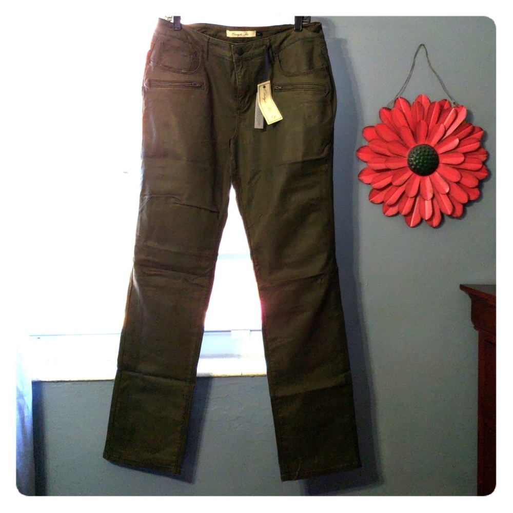 Army green leather skinny pants.